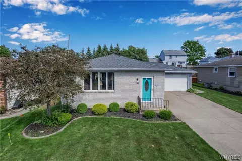 288 Barbados Dr, Cheektowaga, NY 14227