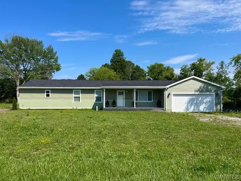 3371 Porter Center Rd, Porter, NY 14174