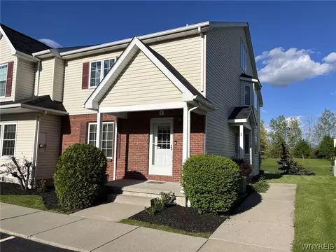 8 Keph Dr #8, Amherst, NY 14228