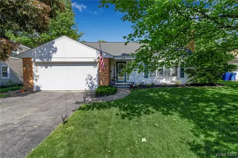 125 N Union Rd, Amherst, NY 14221