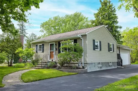 317 Bank St, Batavia, NY 14020