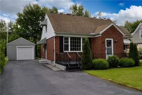 83 Clearvale Dr, Cheektowaga, NY 14225
