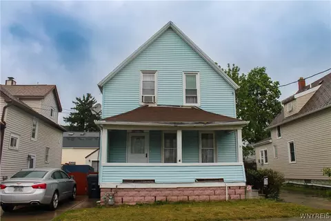 34 Cleveland Ave, Lackawanna, NY 14218