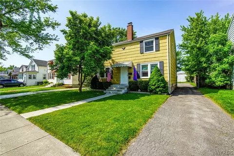 59 Henderson Ave, Tonawanda, NY 14217