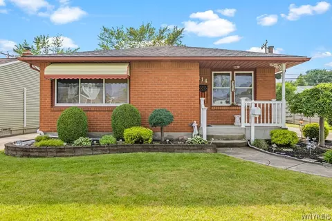 114 Springfield Ave, Tonawanda, NY 14150