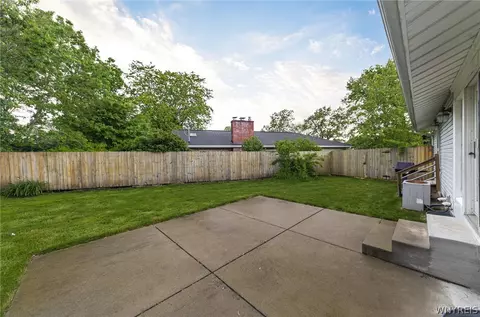 13 Devon Ln, Amherst, NY 14221 photo 44