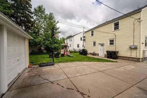70 Pullman Ave, Tonawanda, NY 14217 photo 13
