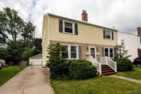70 Pullman Ave, Tonawanda, NY 14217 photo 2