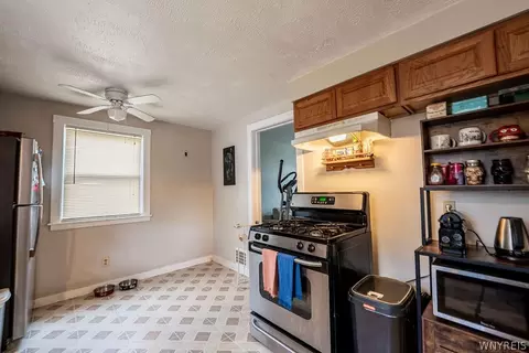 70 Pullman Ave, Tonawanda, NY 14217 photo 32