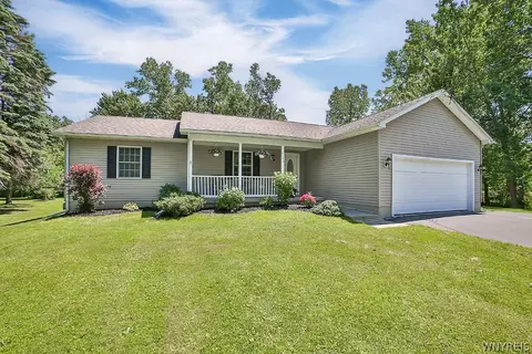 1175 Lambert Dr, Alden, NY 14004