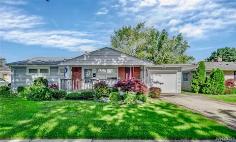 150 Pryor Ave, Tonawanda, NY 14150