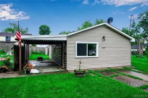 117 Worthy Ave, Ridgeway, NY 14103