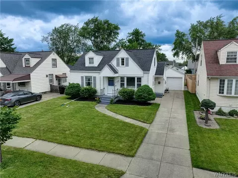 199 Wrexham Ct N, Tonawanda, NY 14150
