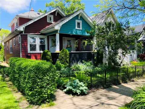 2444 Willow Ave, Niagara Falls, NY 14305