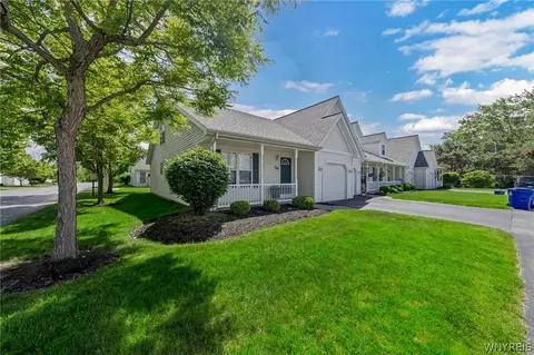 5 Astor Ridge Dr #A, Amherst, NY 14228