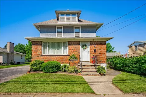 335 Ohio St, Lockport, NY 14094