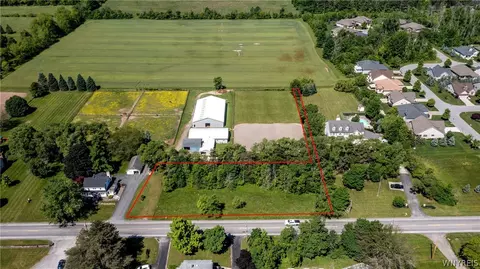 5960 Shimerville Rd, Clarence, NY 14032