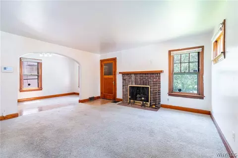 73 Wright Ave, Buffalo, NY 14215 photo 2