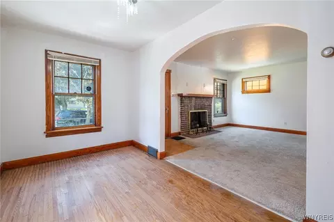 73 Wright Ave, Buffalo, NY 14215 photo 5
