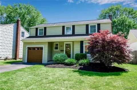430 Roycroft Blvd, Amherst, NY 14226