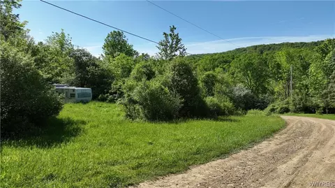 5120 Echoing Pines Rd, Friendship, NY 14739