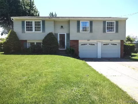 6675 Lake Shore Rd, Evans, NY 14047