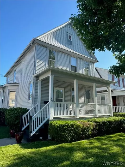 272 W Hazeltine Ave, Kenmore, NY 14217