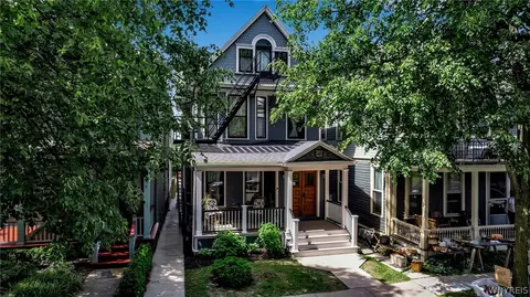58 Cottage St, Buffalo, NY 14201