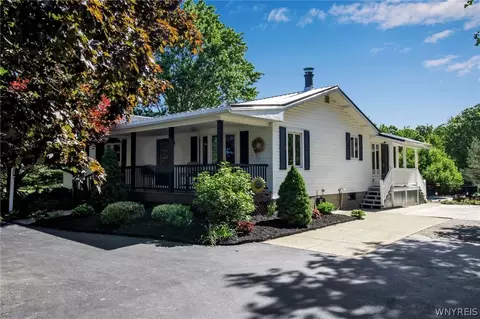 10029 Harper Rd, Darien, NY 14036