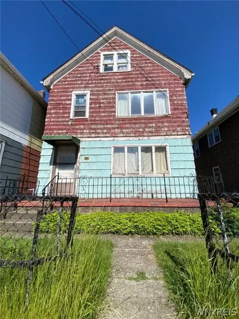 138 Center St, Lackawanna, NY 14218