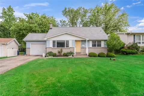 1887 Marjorie Rd, Grand Island, NY 14072
