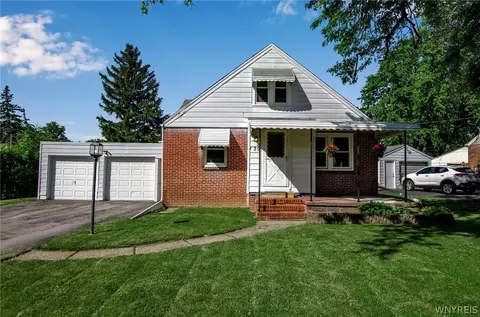 139 Unionvale Rd, Cheektowaga, NY 14225