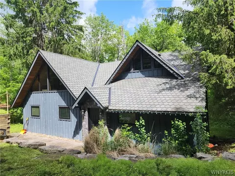 8 Sno, Ellicottville, NY 14731