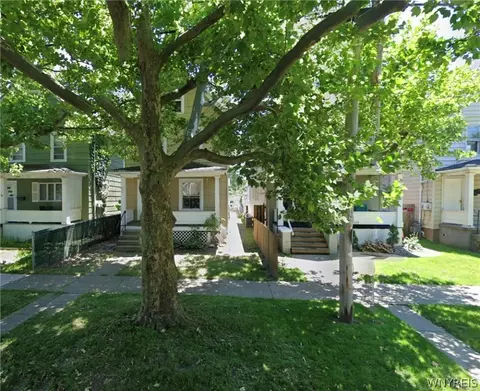 2523 Falls St, Niagara Falls, NY 14303