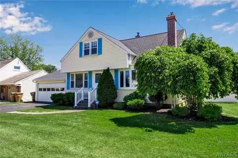 33 N Park Ave, Cheektowaga, NY 14225