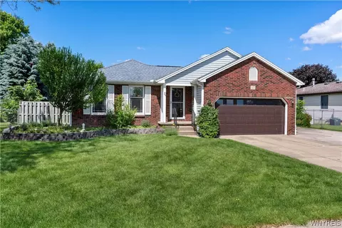 62 Osgood Ave, West Seneca, NY 14224