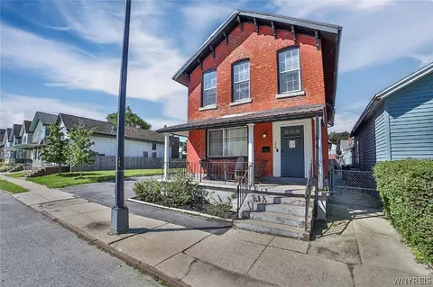 106 10th St, Buffalo, NY 14201