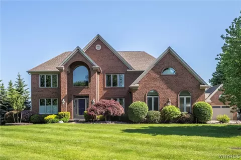 5375 Via Del Sole, Buffalo, NY 14221