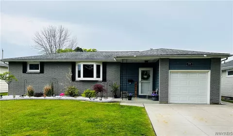 256 Brookside Ter, Tonawanda, NY 14150