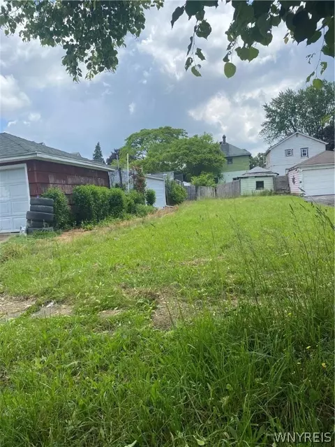 143 Stevens Ave, Buffalo, NY 14215