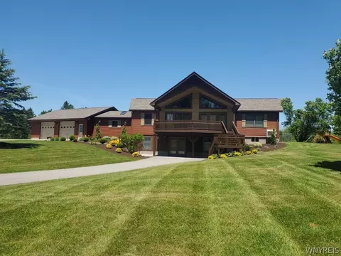 1651 Reed Rd, Arcade, NY 14009