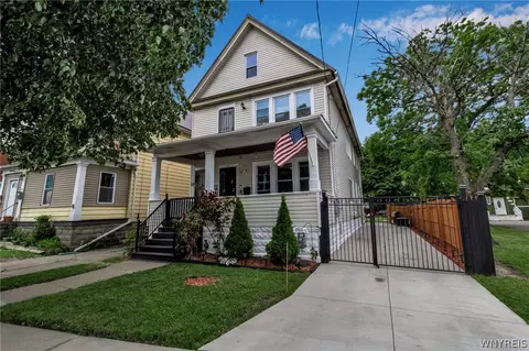 19 Arthur St, Buffalo, NY 14207