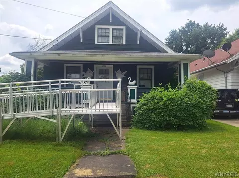 1225 Roselle Ave, Niagara Falls, NY 14305