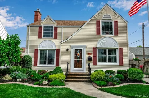 138 Wilton Pkwy, Buffalo, NY 14223