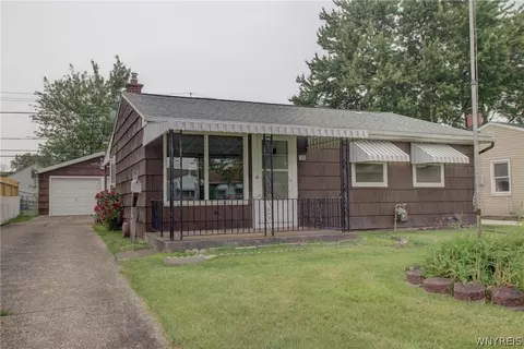 112 Wheaton Dr, Cheektowaga, NY 14225