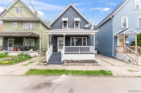 32 Clifford St, Buffalo, NY 14210