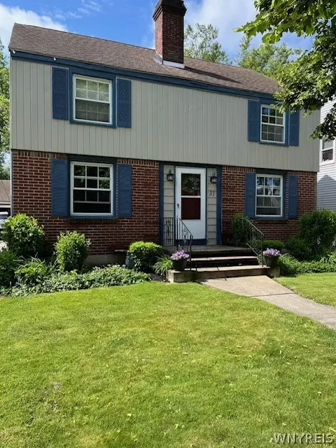 37 Hollywood Ave, Buffalo, NY 14220