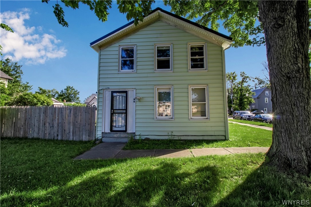 160 Maple Ave  