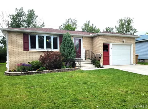 55 Sandy Ln, Cheektowaga, NY 14227