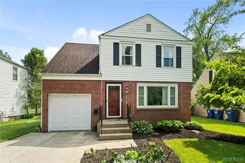 146 Mona Dr, Amherst, NY 14226